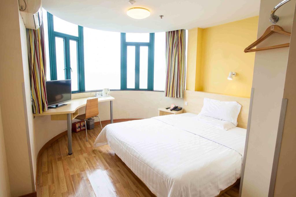 7Days Inn Taizhou Nantong Road Zhongjia Exterior photo
