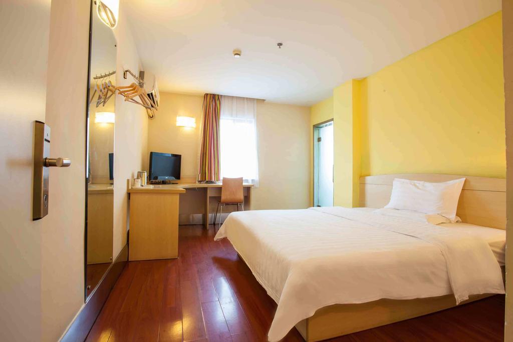 7Days Inn Taizhou Nantong Road Zhongjia Exterior photo